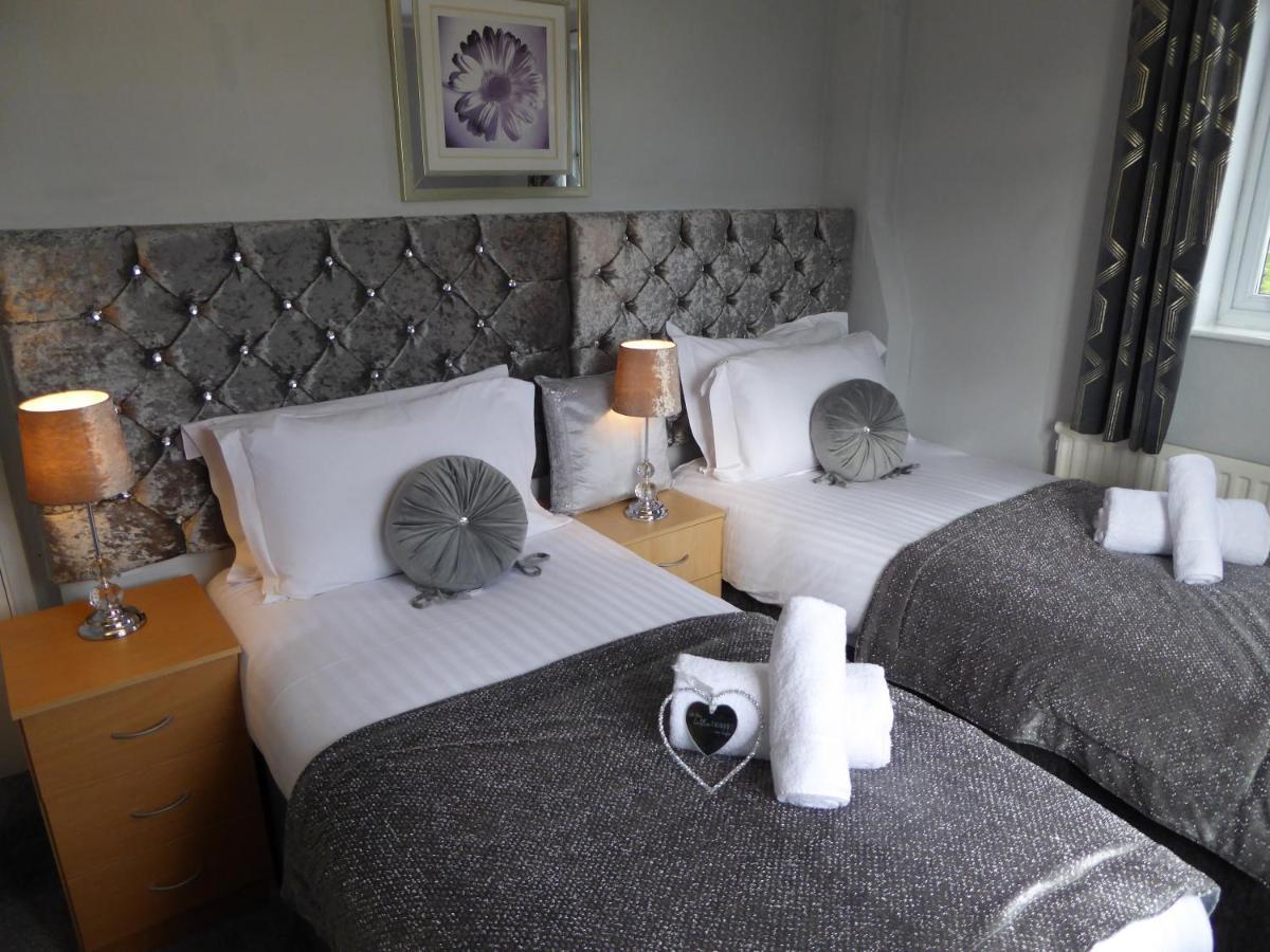South View Country House Sleeps 12 - Hot Tub - Views Henley-in-Arden エクステリア 写真