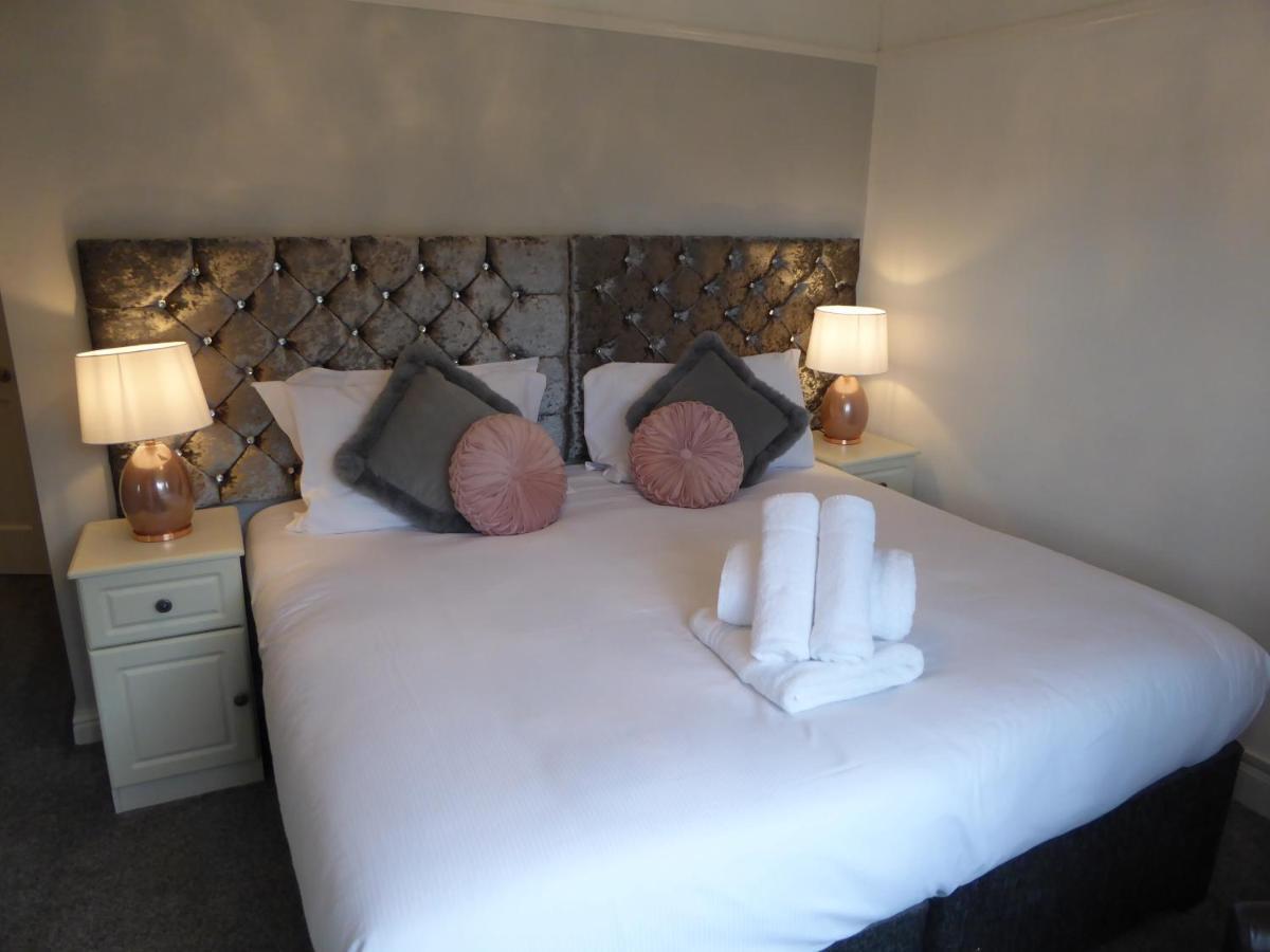 South View Country House Sleeps 12 - Hot Tub - Views Henley-in-Arden エクステリア 写真