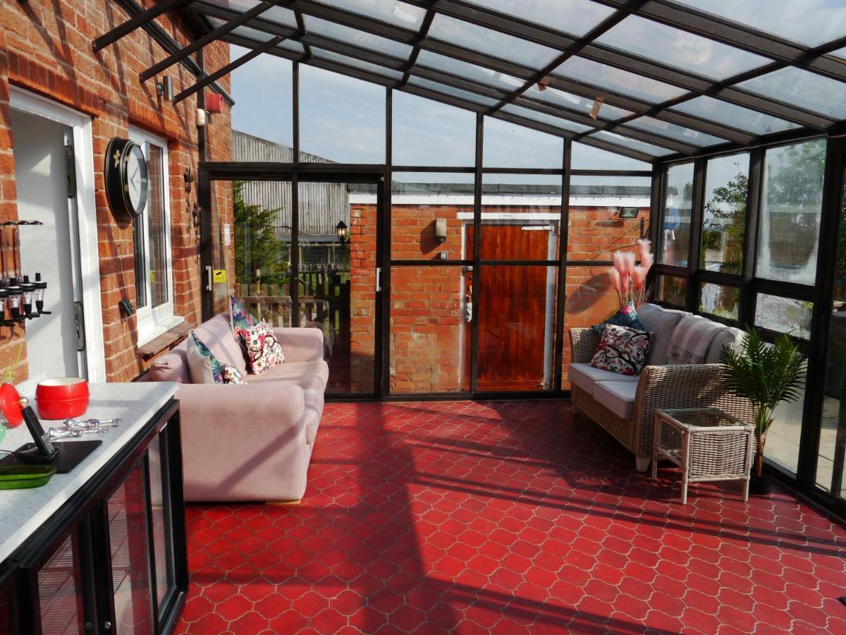 South View Country House Sleeps 12 - Hot Tub - Views Henley-in-Arden エクステリア 写真